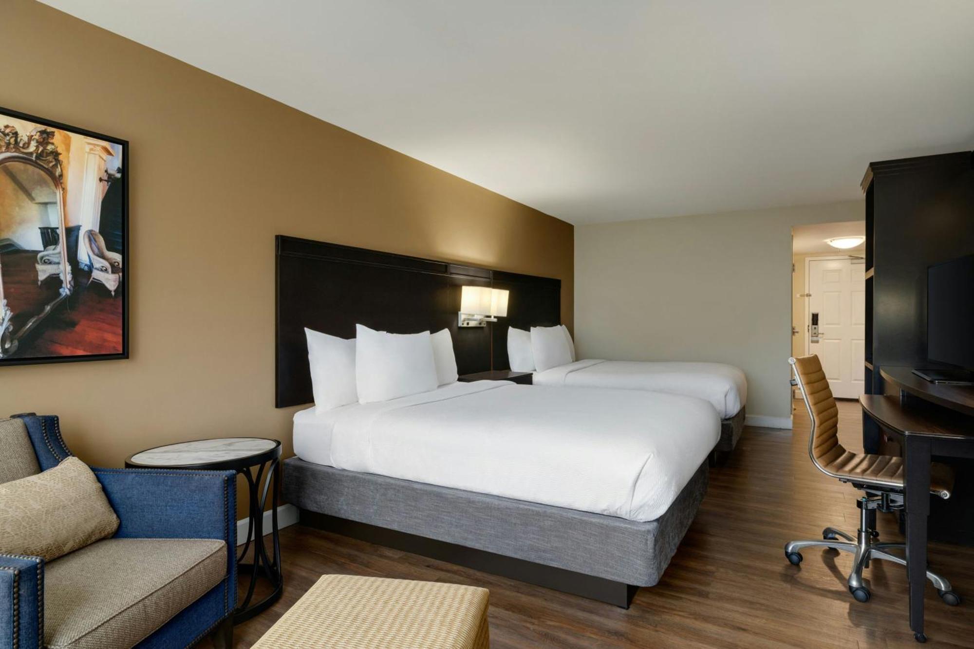 Courtyard By Marriott Charleston Historic District Hotel Bagian luar foto
