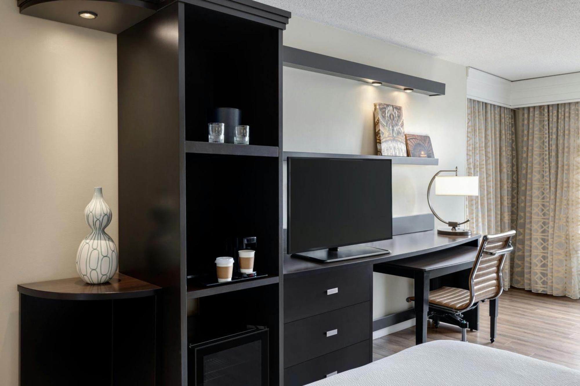 Courtyard By Marriott Charleston Historic District Hotel Bagian luar foto