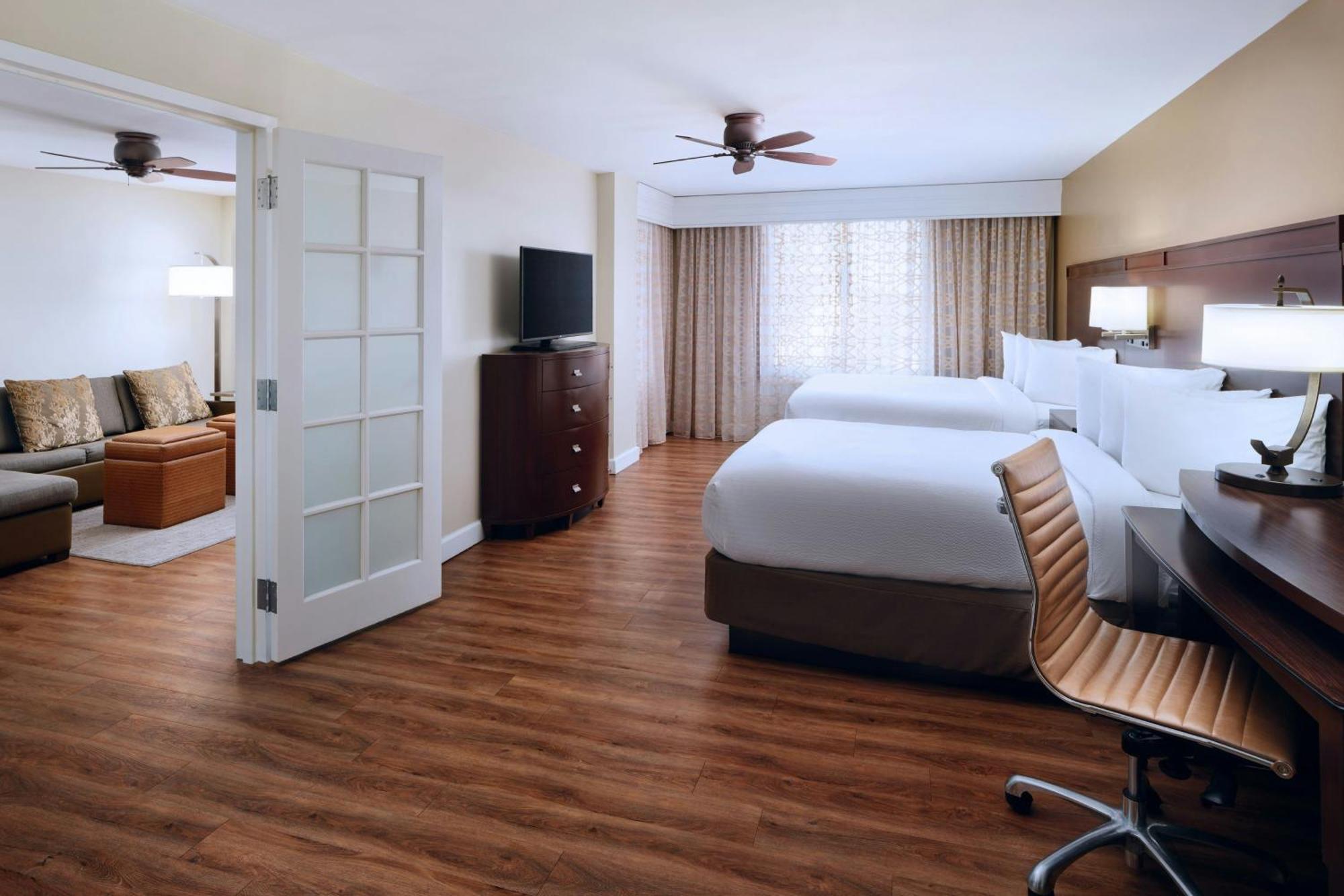 Courtyard By Marriott Charleston Historic District Hotel Bagian luar foto