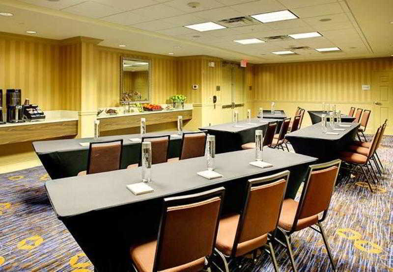 Courtyard By Marriott Charleston Historic District Hotel Bagian luar foto