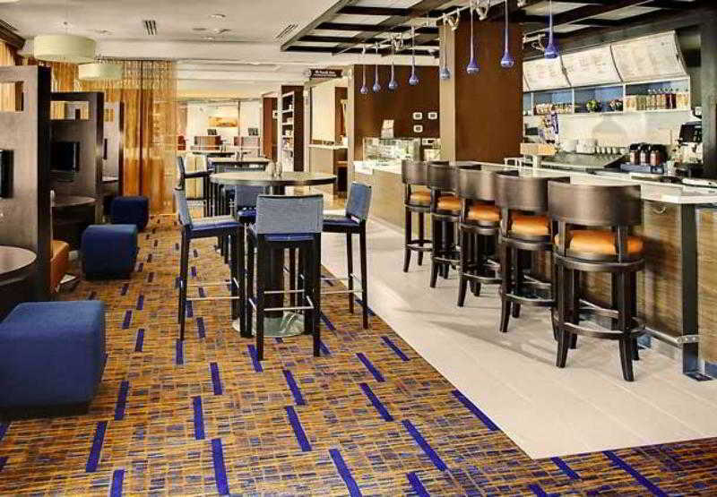 Courtyard By Marriott Charleston Historic District Hotel Bagian luar foto
