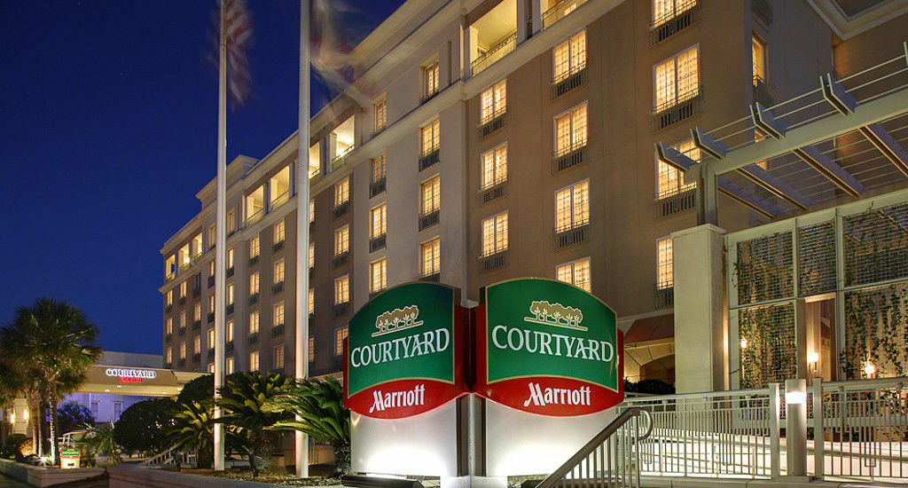 Courtyard By Marriott Charleston Historic District Hotel Bagian luar foto