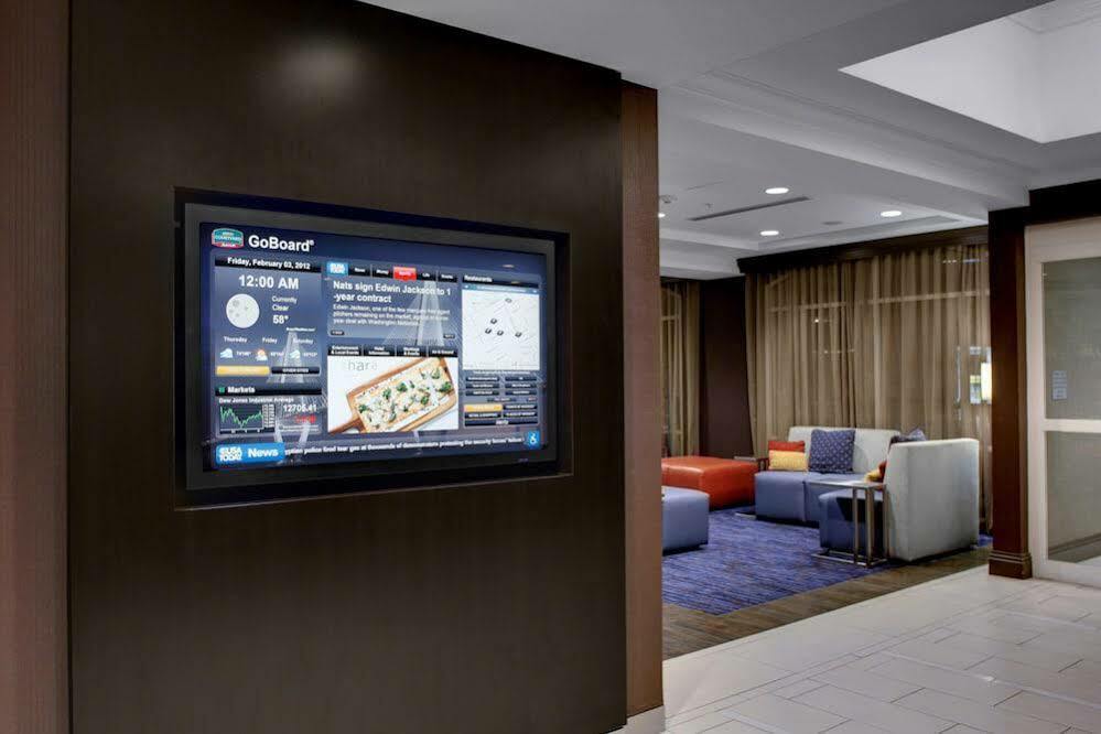 Courtyard By Marriott Charleston Historic District Hotel Bagian luar foto